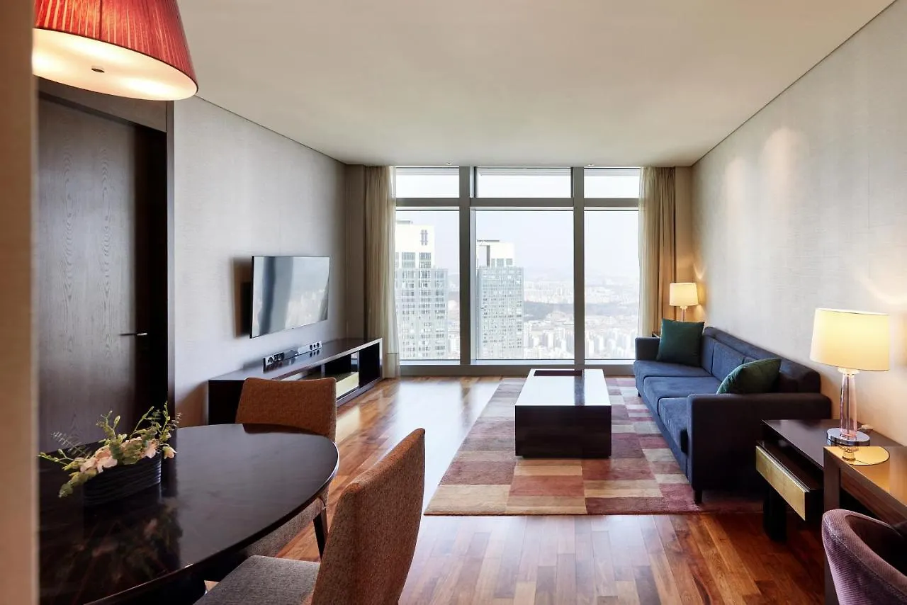 Oakwood Premier Incheon Aparthotel