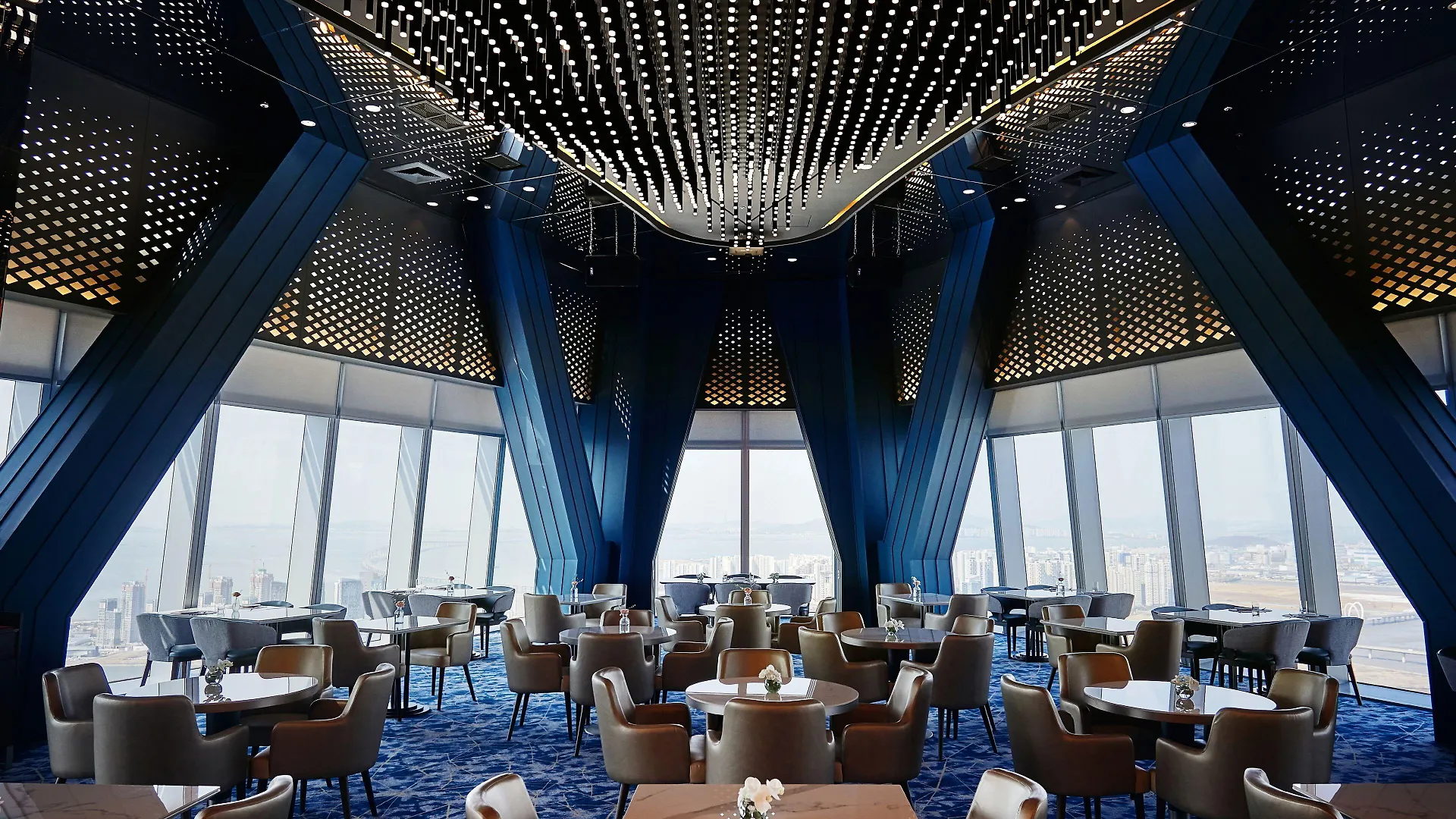 Oakwood Premier Incheon Aparthotel 5*,  South Korea