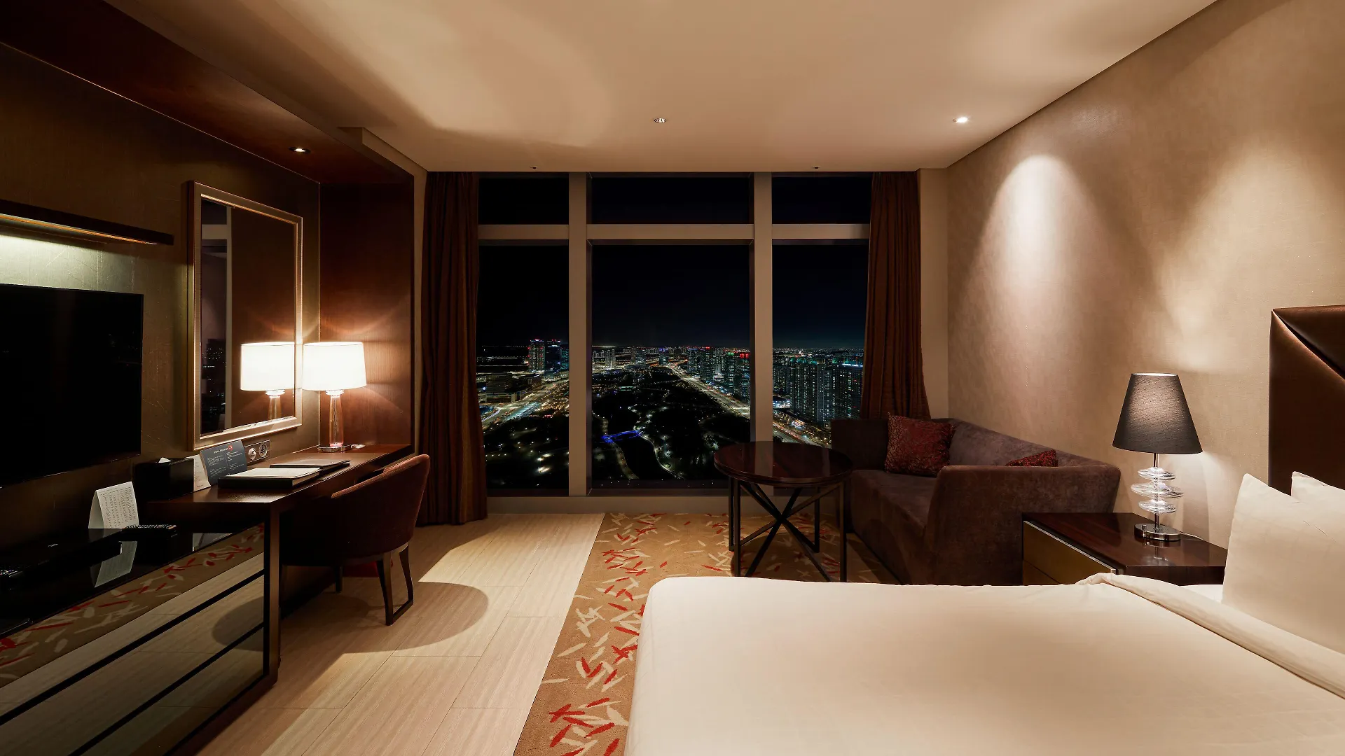 Oakwood Premier Incheon Aparthotel 5*,  South Korea