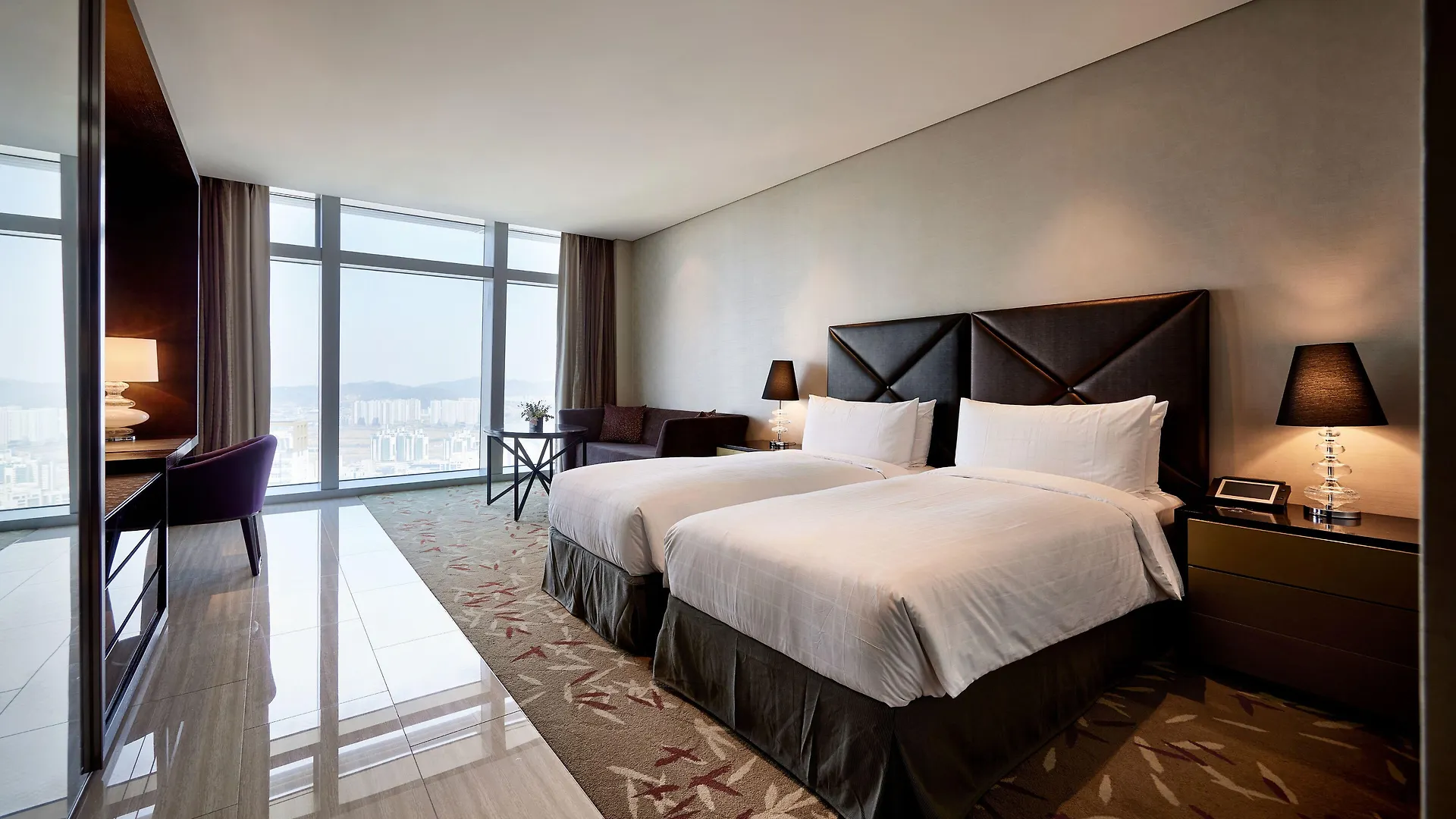 Oakwood Premier Incheon Aparthotel 5*,  South Korea