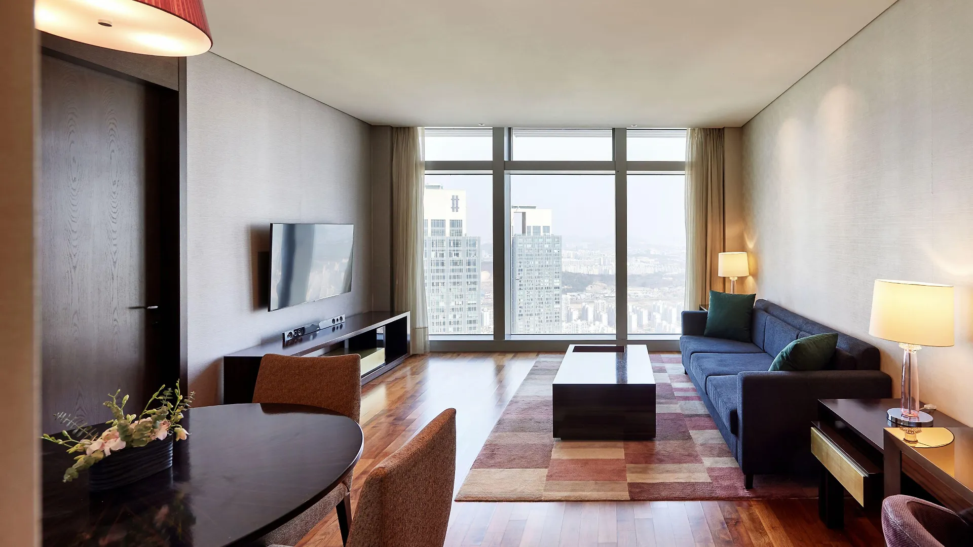 Oakwood Premier Incheon Aparthotel