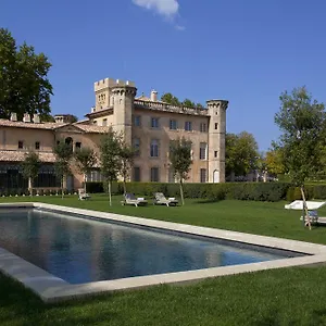 https://villa-baulieu.fr-provencehotel.com
