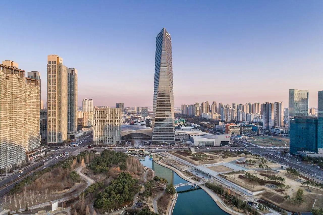 Oakwood Premier Incheon contacts