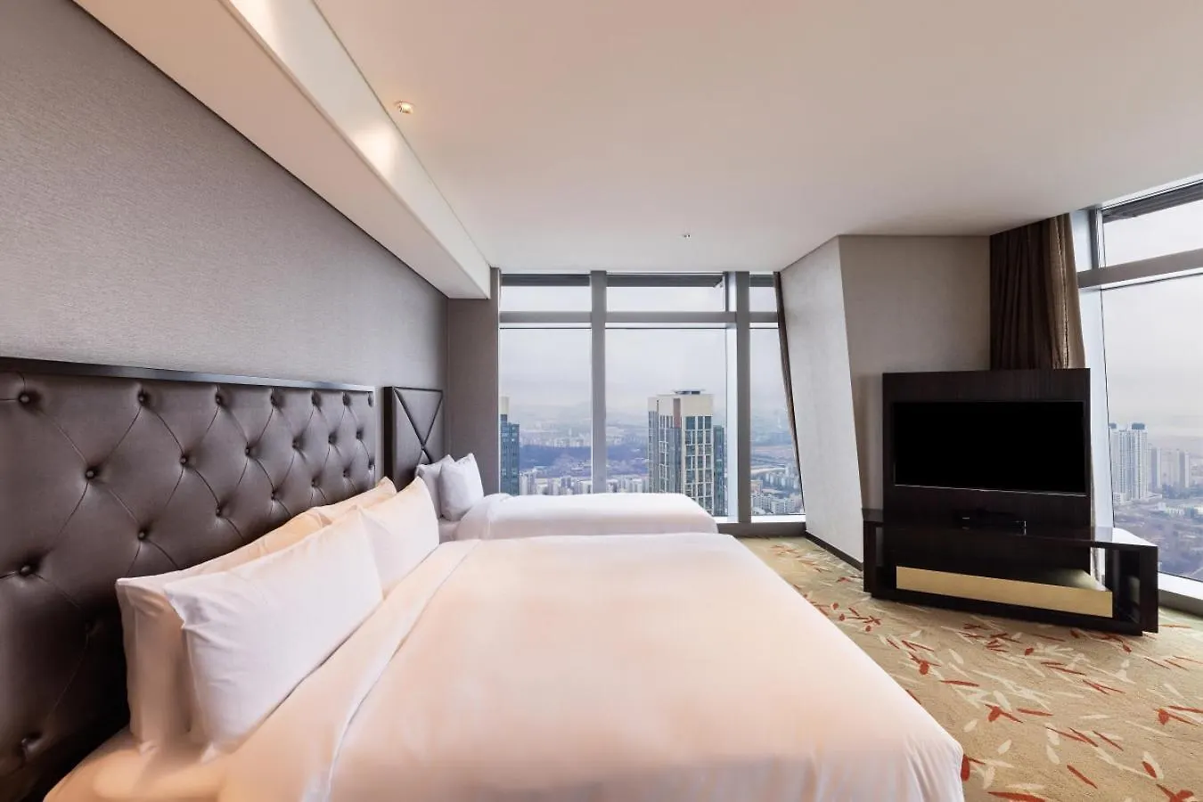 Oakwood Premier Incheon Aparthotel 5*,