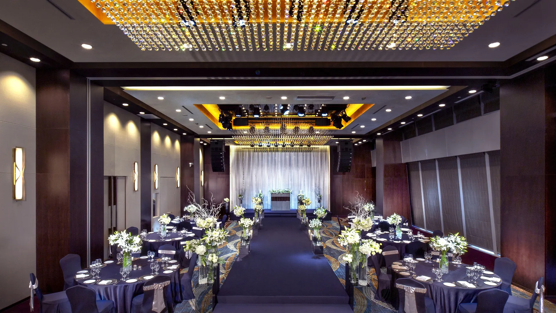 Oakwood Premier Incheon Aparthotel 5*,  South Korea