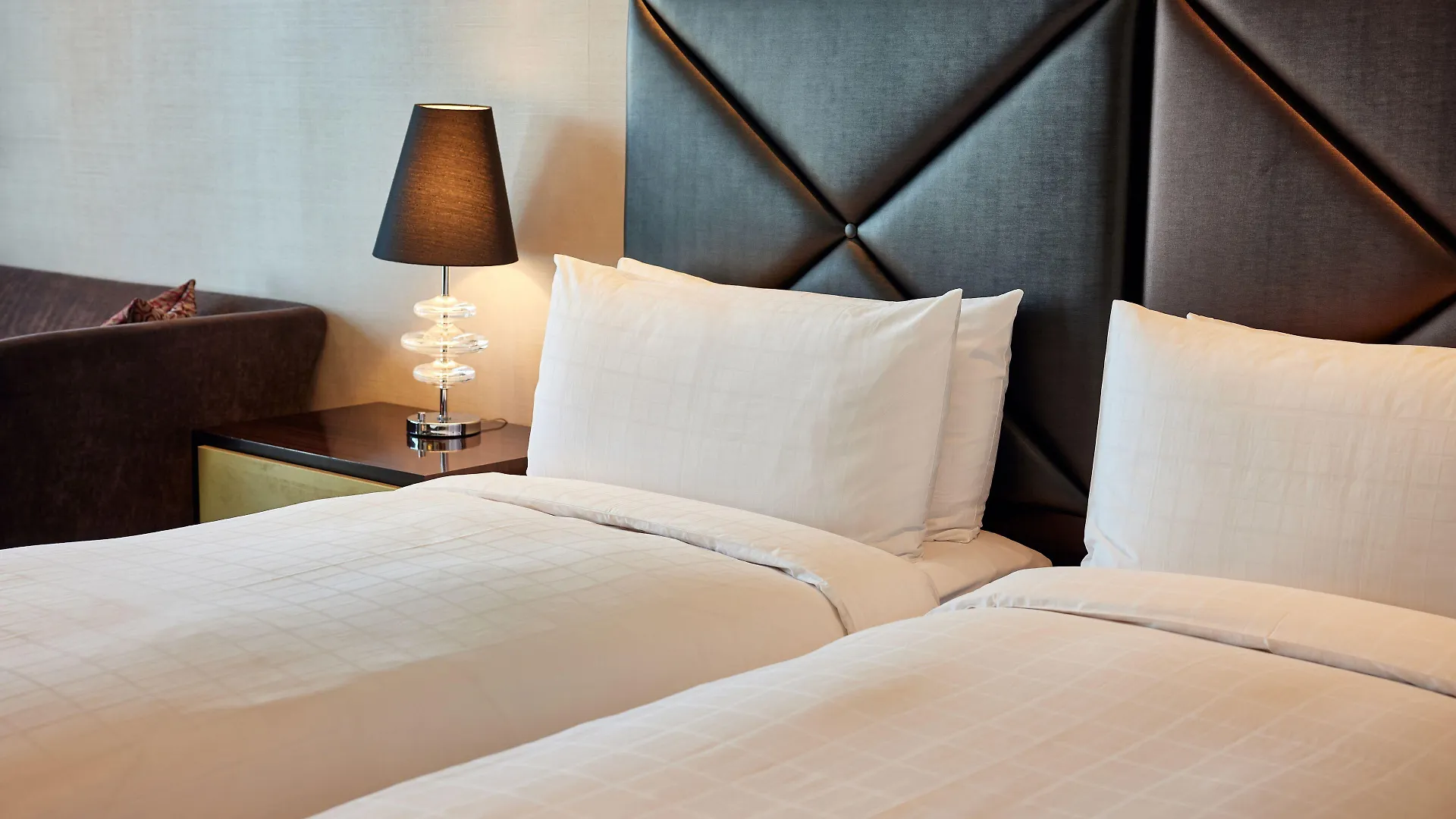 Oakwood Premier Incheon Aparthotel 5*,  South Korea
